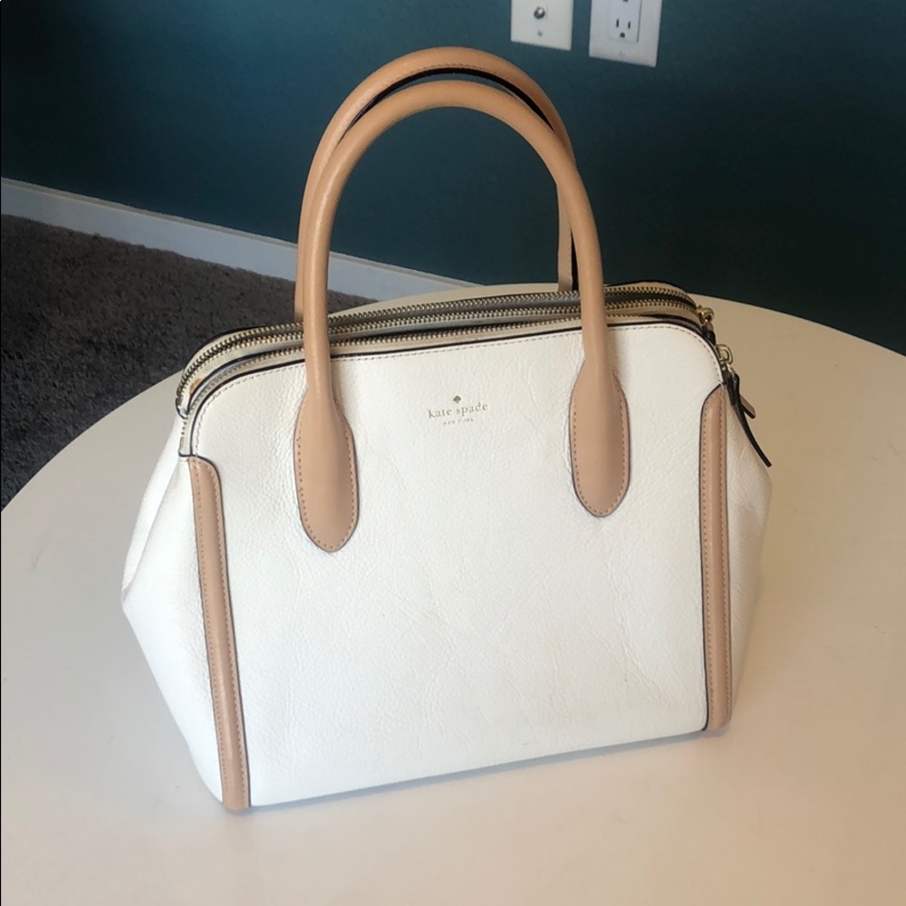 White and tan Kate Spade bag